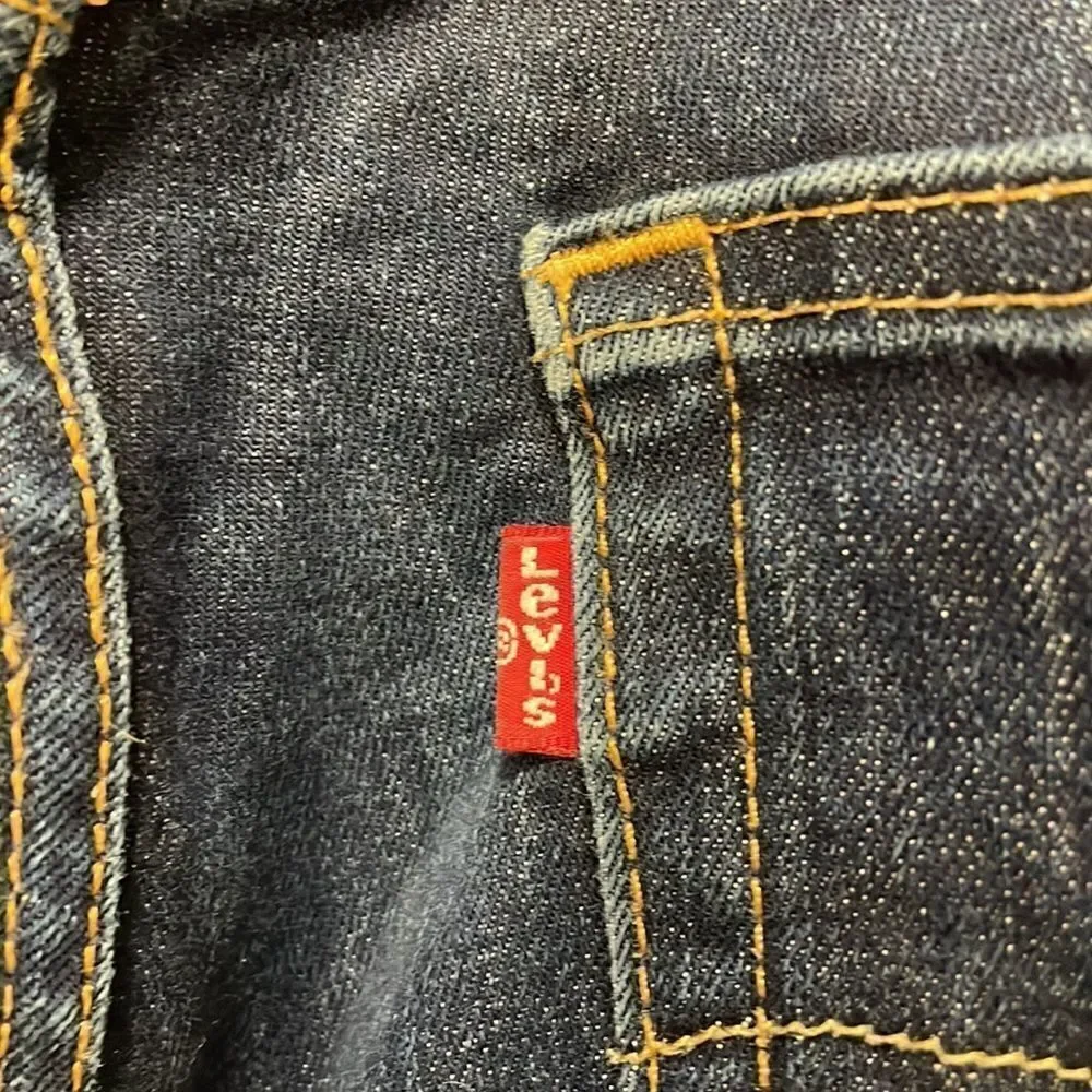 LEVI’S Mens dark blue jeans